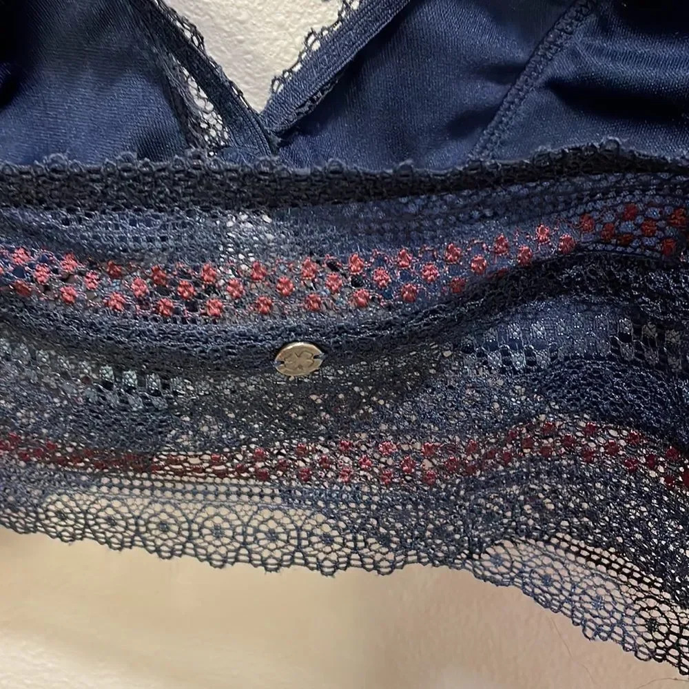 Lucky Brand woman’s no underwire bra - Picture 7 of 9